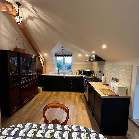 Byre - Farm Cottage On 9 Acre Equestrian Small Holding Salisbury Exteriör bild
